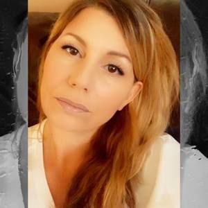 Meet your Posher, Debra